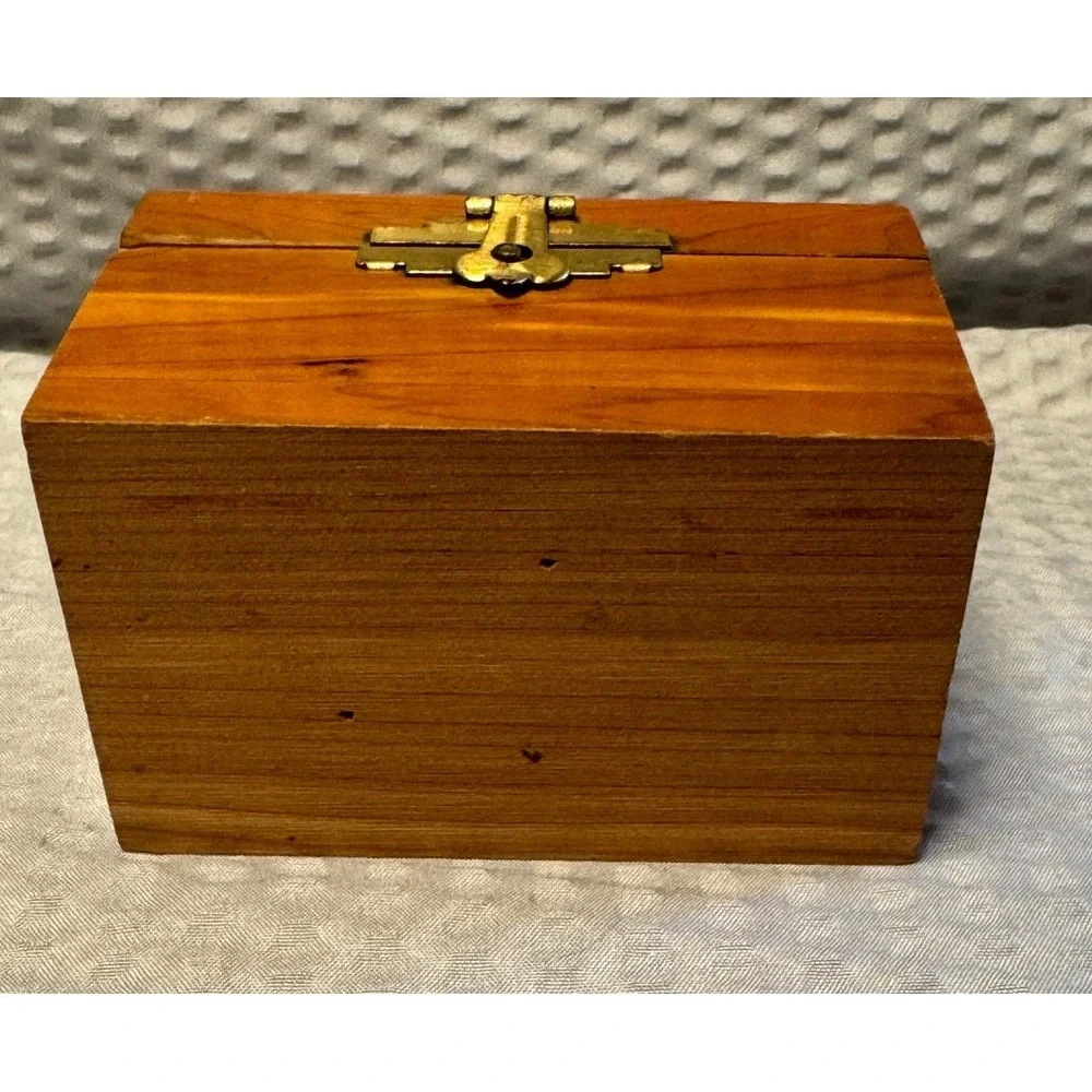 Vintage Tiny‎ Cedar Chest Wood Jewelry Trinket Box Hinged Mid Century
